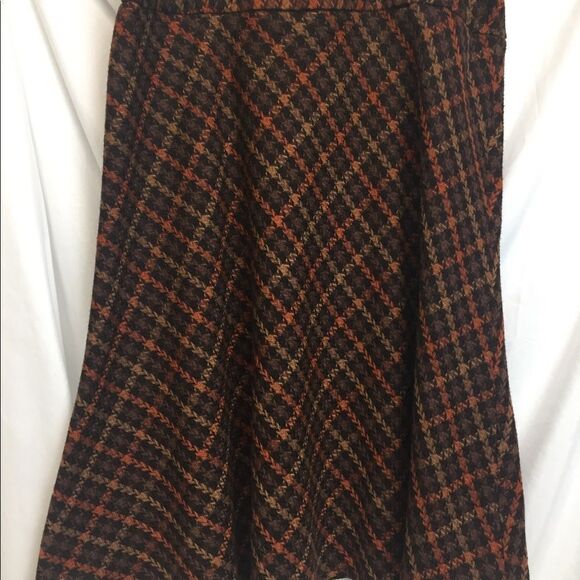Dress barn skirt size 8 brown plaid - Picture 5 of 6